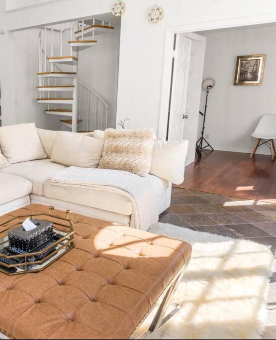 לוס אנג'לס Stunning Mediterranean Mansion In Laurel Canyon מראה חיצוני תמונה